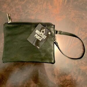 WRISTLET PURSE FAUX LEATHER 7X5